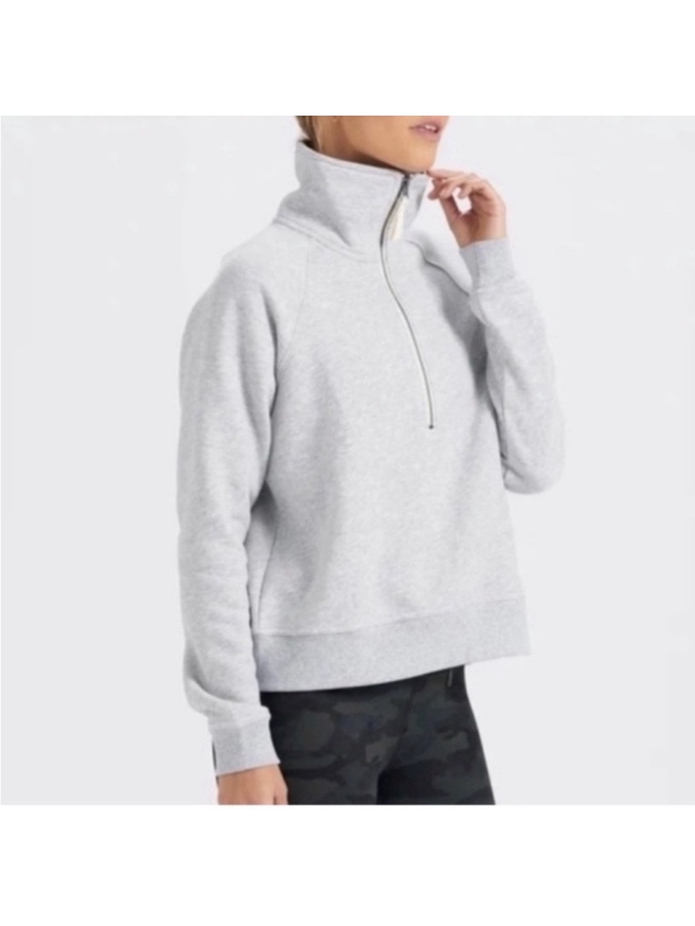 Vuori Restore light grey half-zip Pullover Sweatshirt XS - Picture 3 of 3